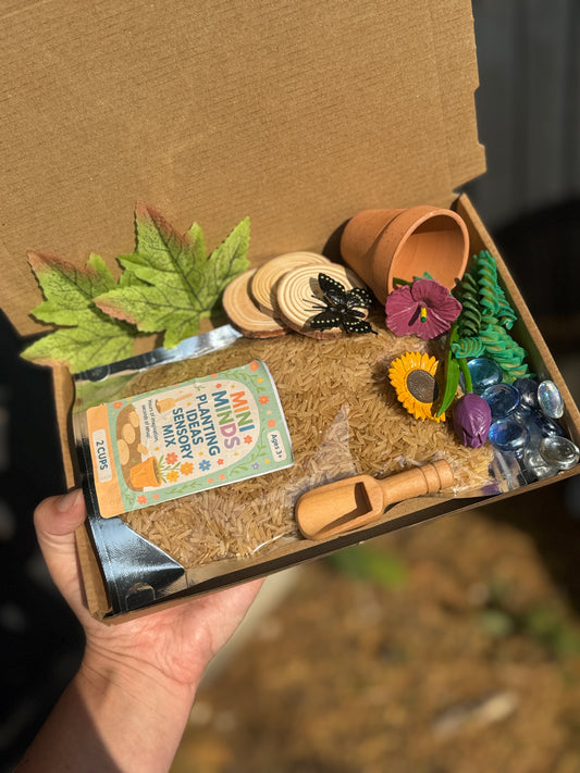 Planting Ideas flower garden pour & play Sensory kit
