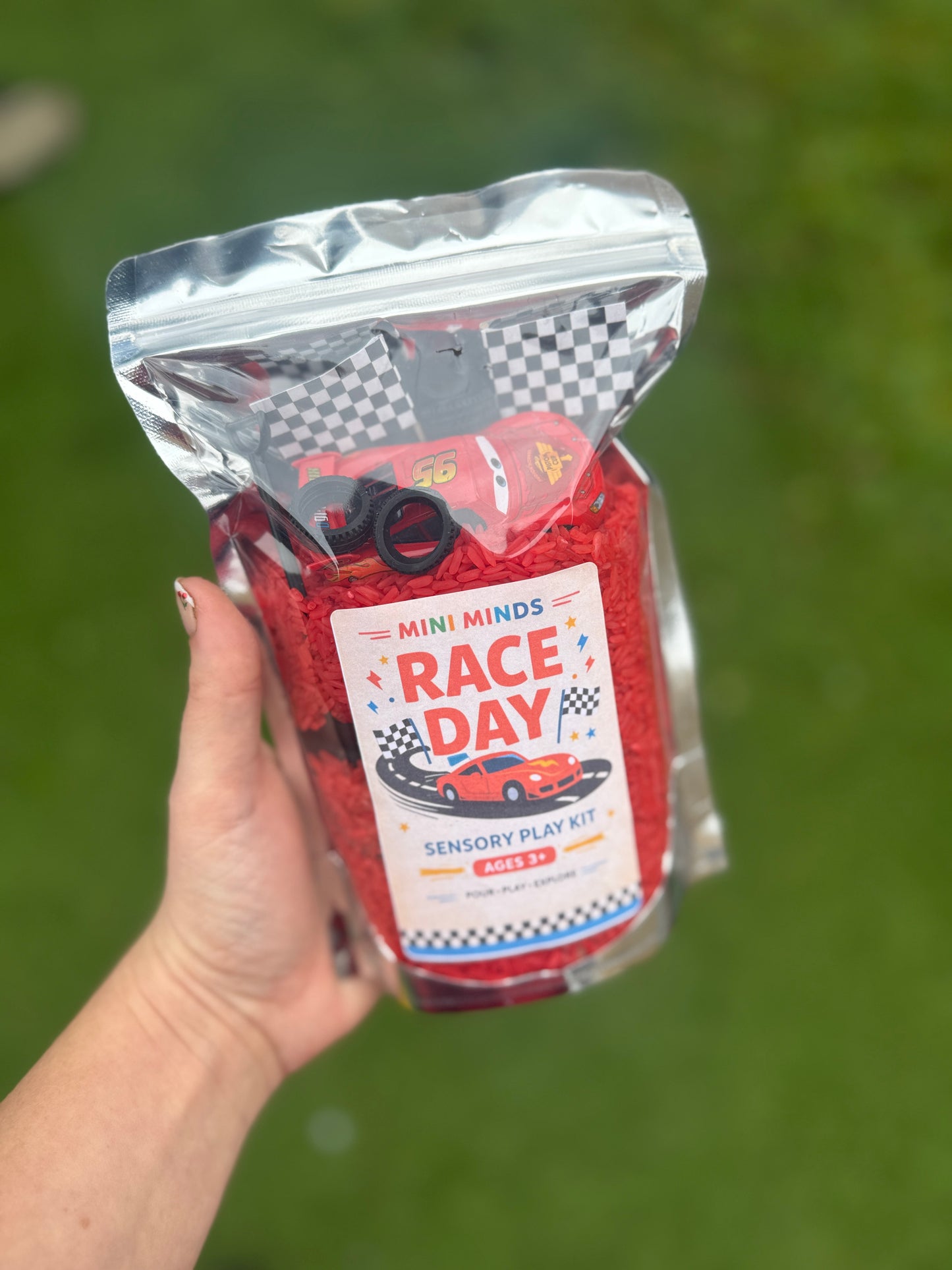 Race day cars sensory kit pour & play