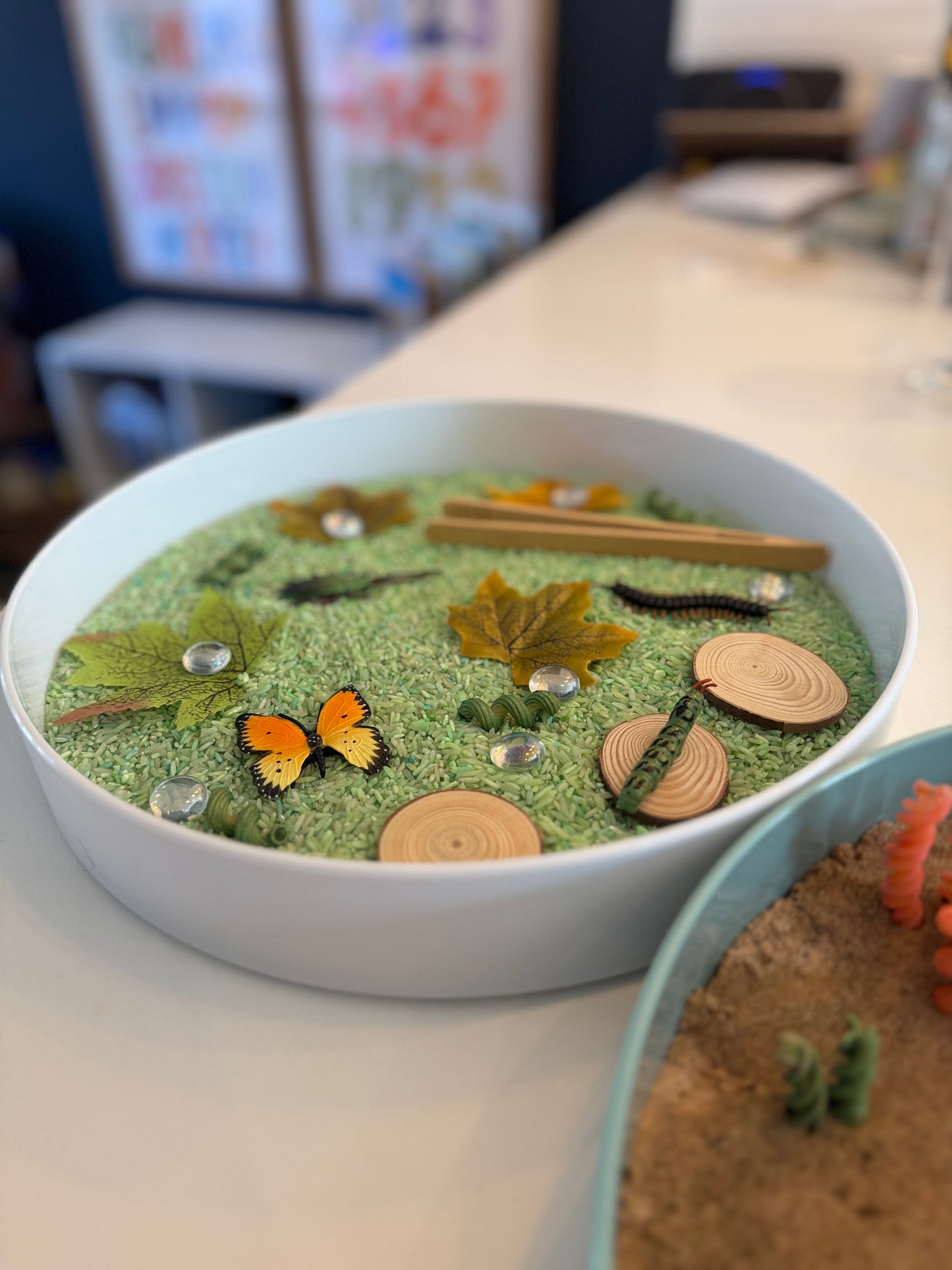 Mini minds sensory play tray (33cm)