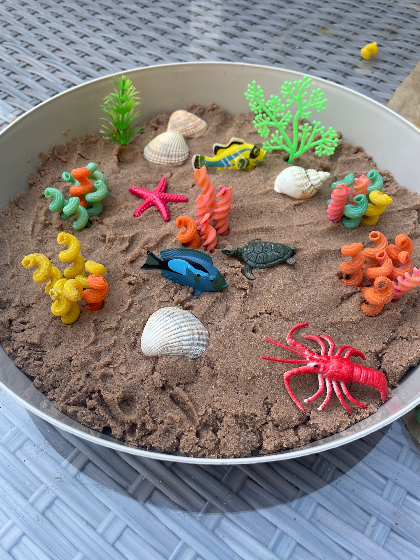 Sea, Play, do sand & coral under the sea pour & play sensory small world kit