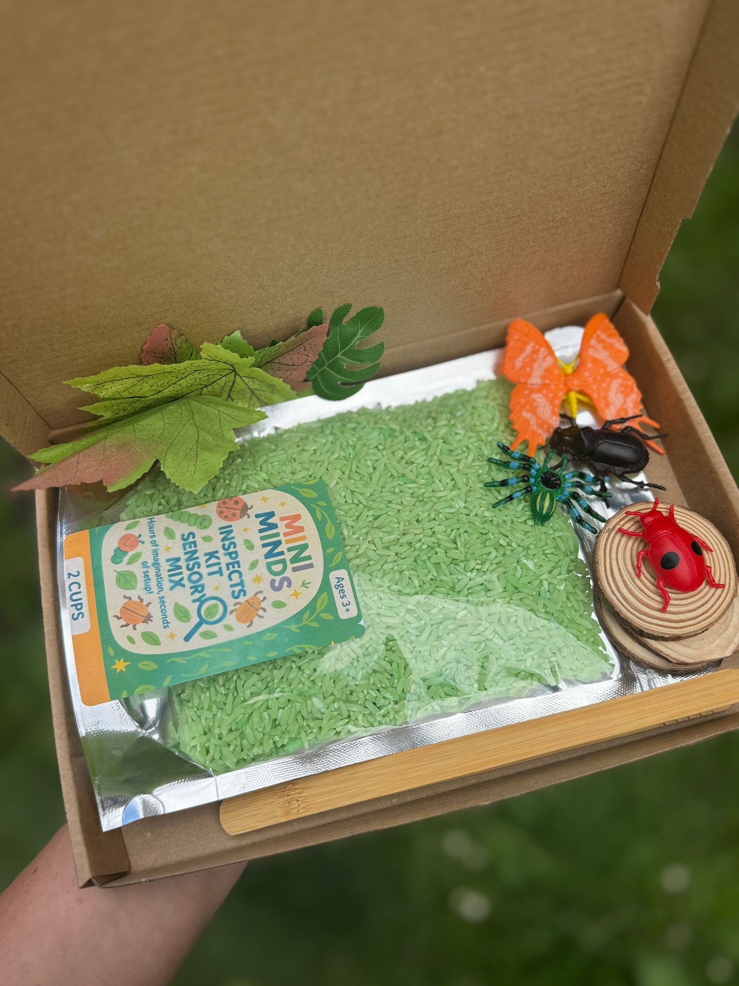 Inspects kit bug theme pour & play sensory kit