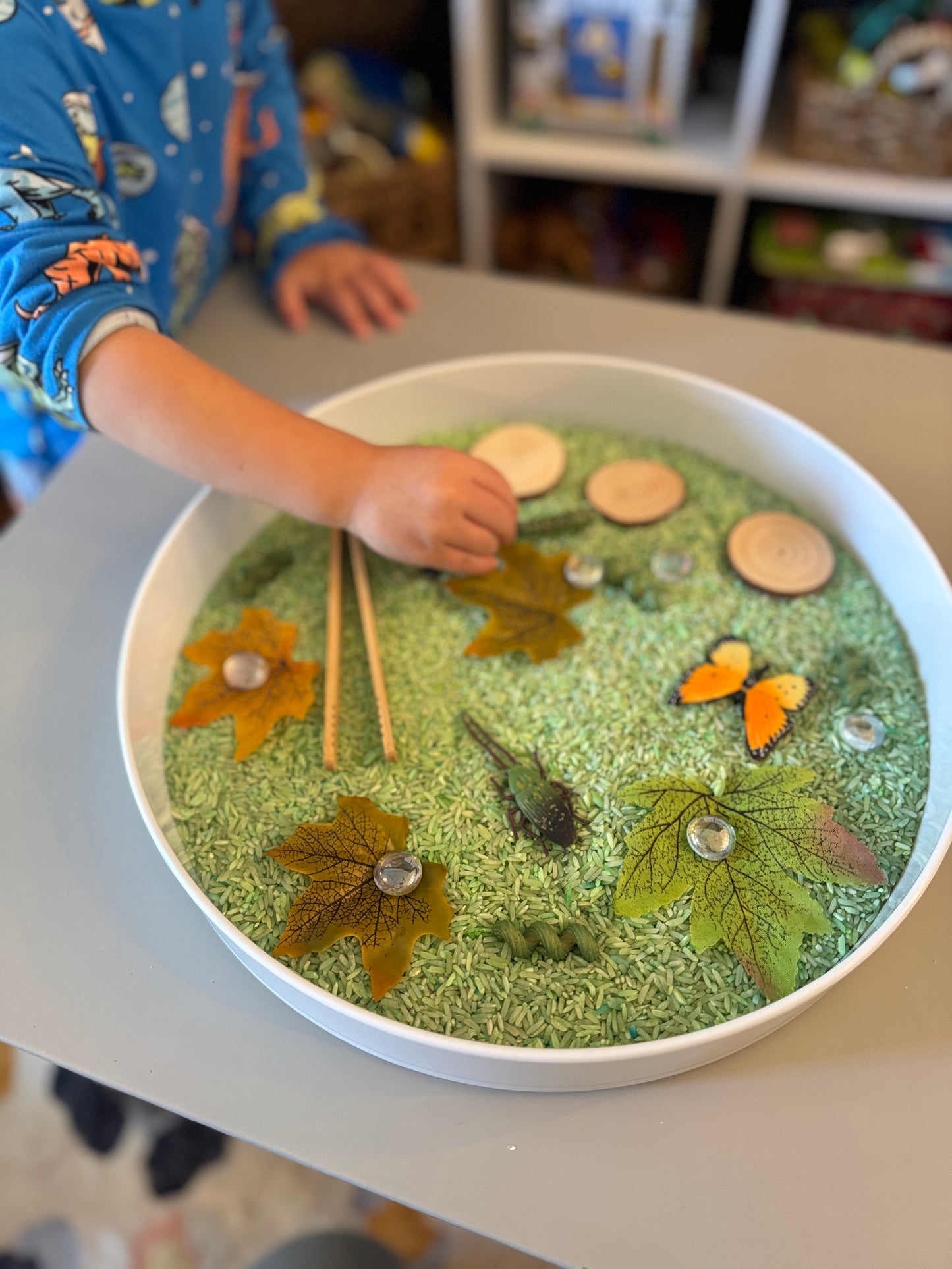 Mini minds sensory play tray (33cm)