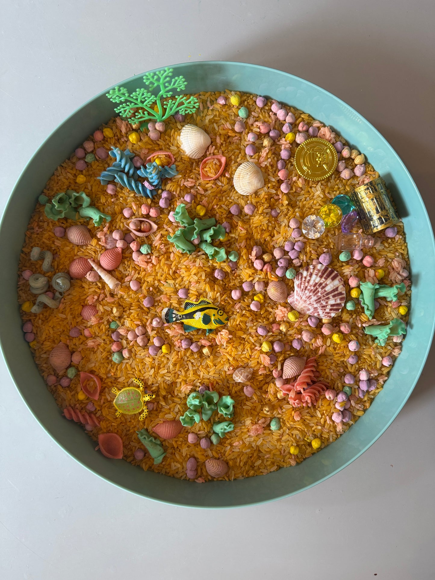 Taste of the Caribbean Ocean treasures under the sea sensory kit pour & play