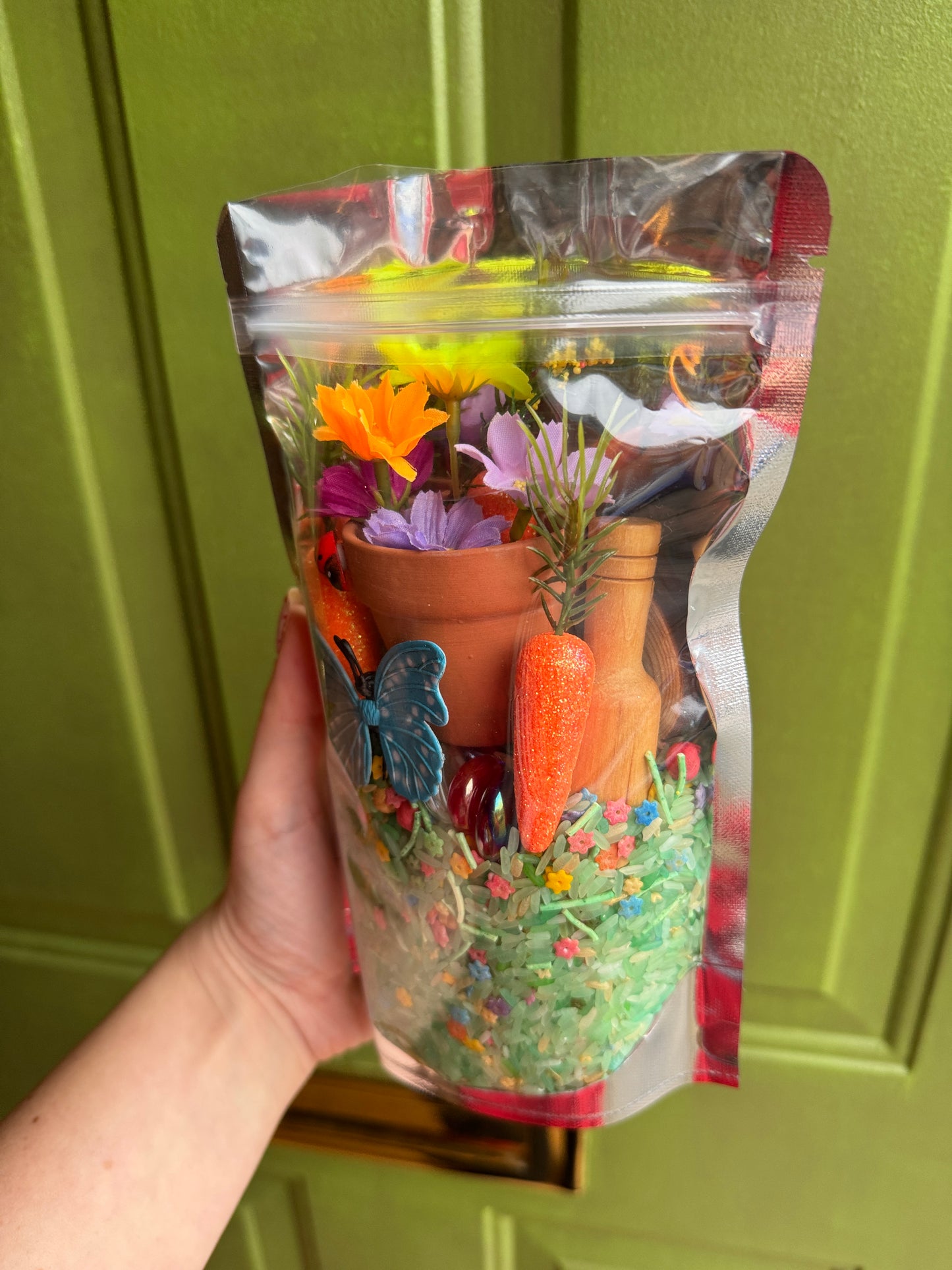 Spring garden sensory play kit