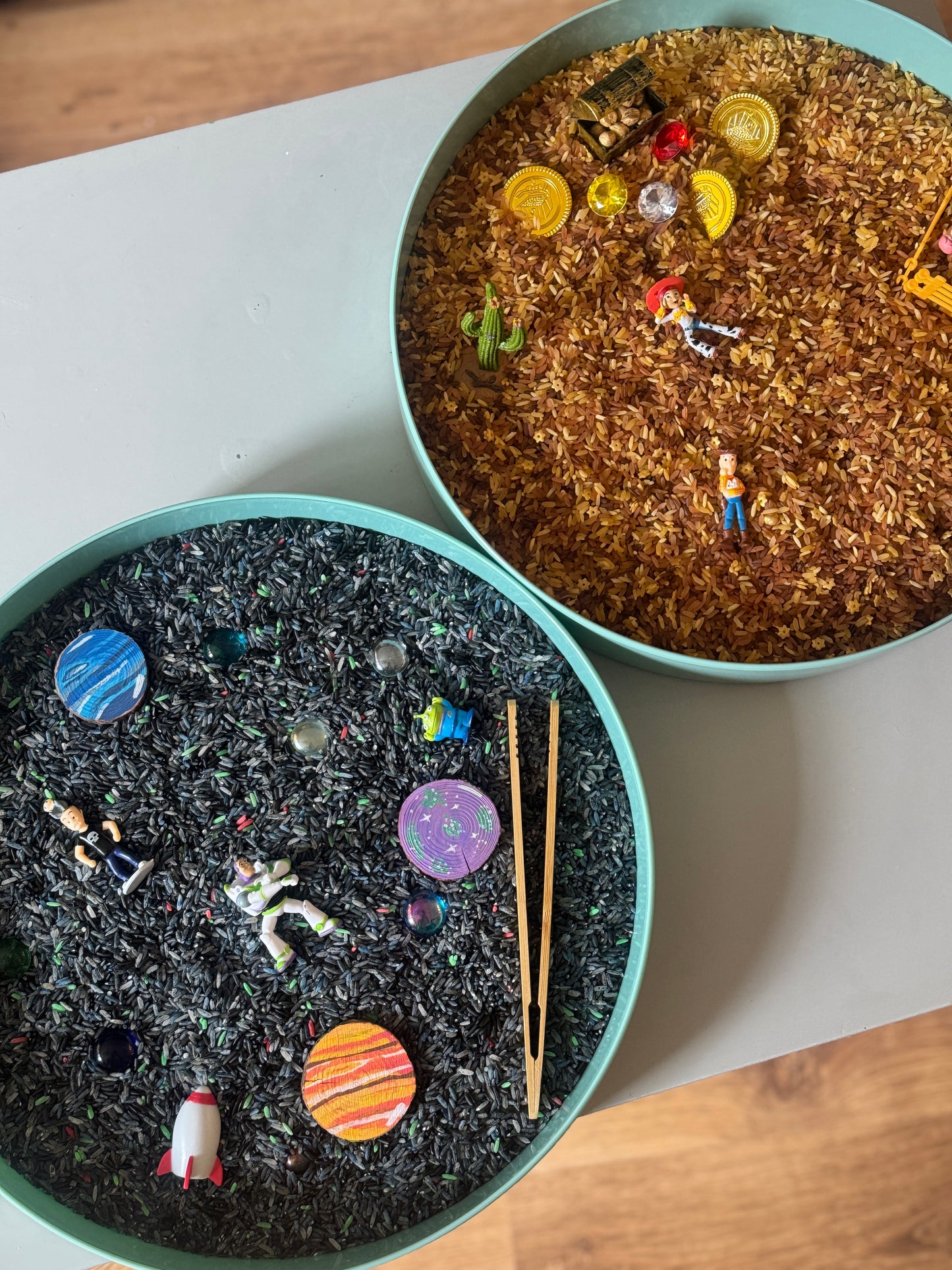 The claw space rescue mission sensory kit