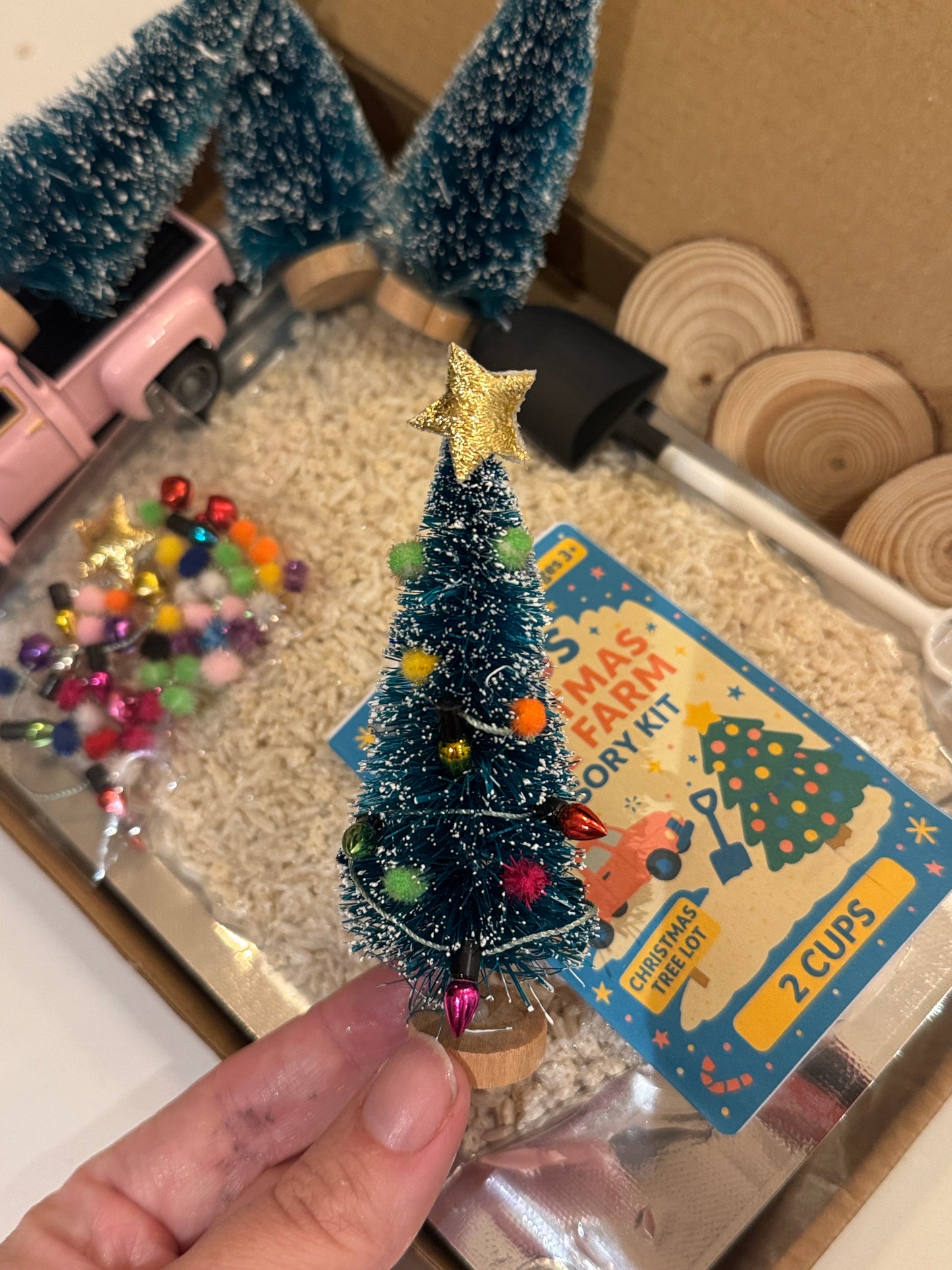 Christmas tree farm pour & play sensory kit