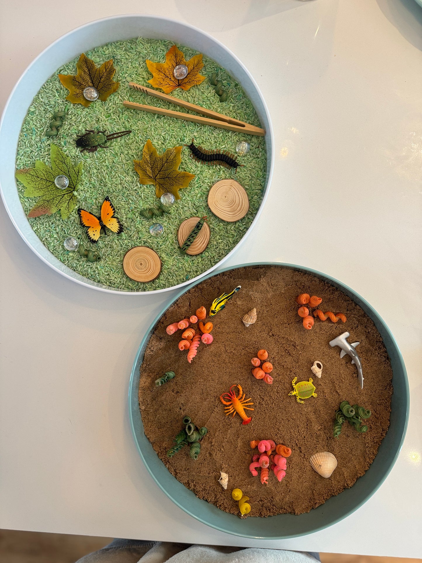 Mini minds sensory play tray (33cm)