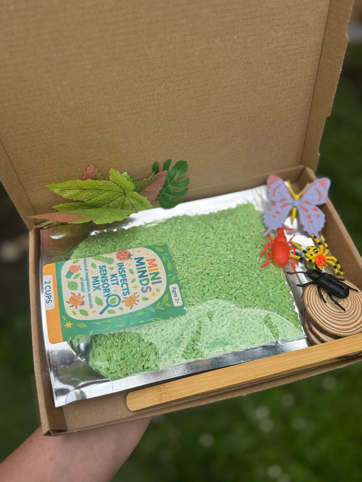 Inspects kit bug theme pour & play sensory kit